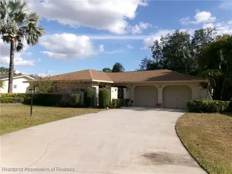 Exterior - 757 Golfside Ln, Sebring, FL 33870 photo 5 of 8