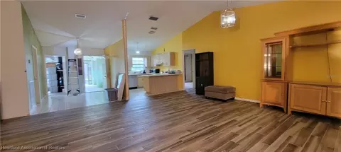Entry Way - 4015 Bianca St, Sebring, FL 33872 photo 2 of 4
