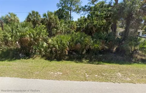 4070 28th Ave SE, Naples, FL 34117