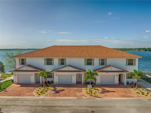Exterior - 1942 Oasis Court 1942, Sebring, FL 33870 photo 1 of 3