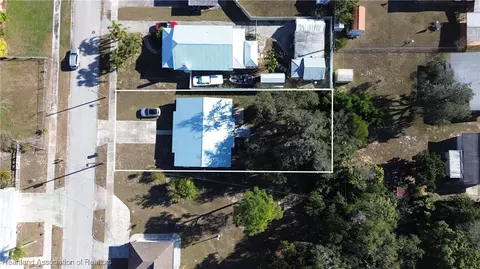 233 Milakee Ave, Sebring, FL 33870 photo 2