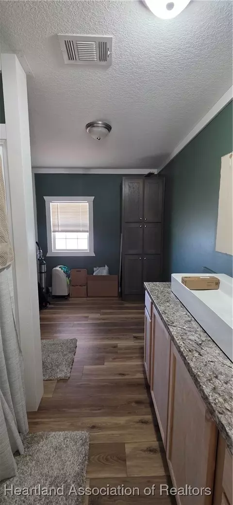 Entry Way - 5679 NW 20 St, Okeechobee, FL 34972 photo 1 of 3