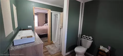 Bath - 5679 NW 20 St, Okeechobee, FL 34972 photo 2 of 2