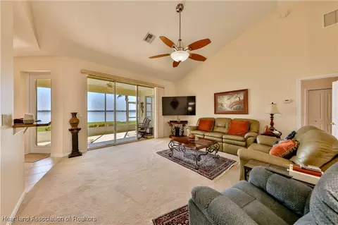 2019 Manatee Dr, Sebring, FL 33870 photo 5