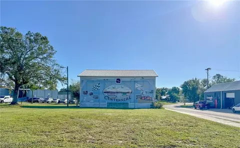 150 S Ridgewood Dr, Sebring, FL 33870