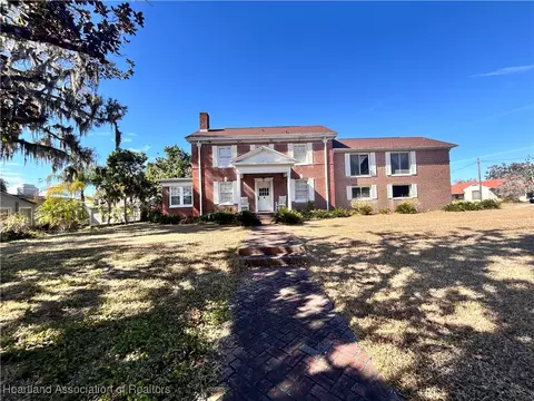 703 Honolulu Dr, Wauchula, FL 33873