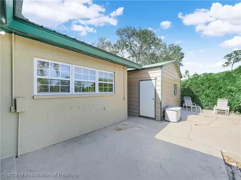 Exterior - 112 Springdale Rd, Sebring, FL 33870 photo 6 of 8
