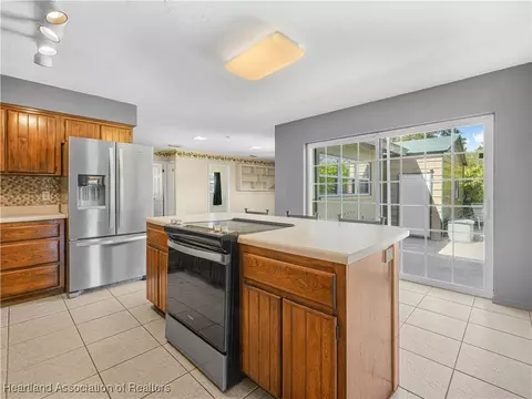 Kitchen - 112 Springdale Rd, Sebring, FL 33870 photo 1 of 4