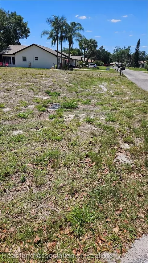 109 Jasmine St, Lake Placid, FL 33852