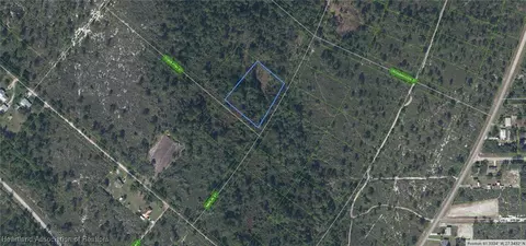 724 Tiger Fish St, Lake Placid, FL 33852