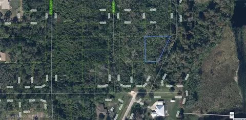 534 Lakesedge Dr, Lake Placid, FL 33852