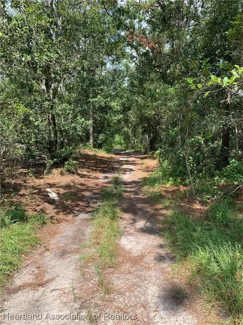 6502 E Banyan Pl, Sebring, FL 33875 photo 8