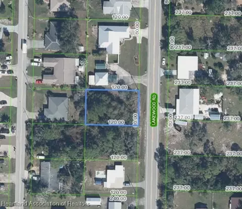4101 Lakewood Rd, Sebring, FL 33875