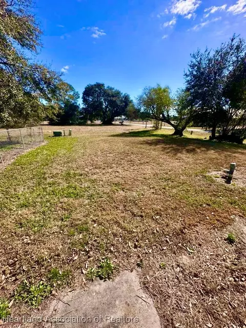 Exterior - 101 Voss Ct, Sebring, FL 33876 photo 2 of 2