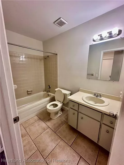 Bath - 101 Voss Ct, Sebring, FL 33876 photo 2 of 2