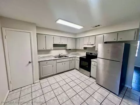 Kitchen - 101 Voss Ct, Sebring, FL 33876 photo 1 of 1