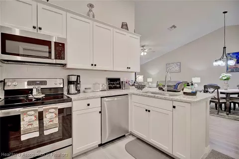 Kitchen - 1933 Pine Key Blvd, Sebring, FL 33870 photo 3 of 4