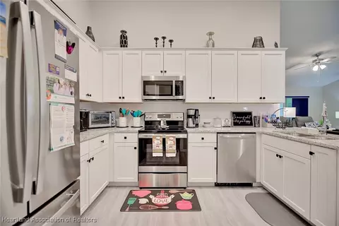 Kitchen - 1933 Pine Key Blvd, Sebring, FL 33870 photo 4 of 4