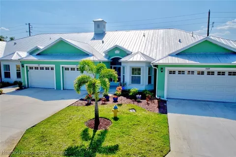 Exterior - 1933 Pine Key Blvd, Sebring, FL 33870 photo 8 of 11