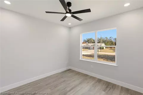 Bedroom - 3825 Citroen Dr, Sebring, FL 33872 photo 7 of 8