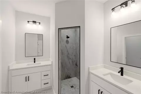 Bath - 3825 Citroen Dr, Sebring, FL 33872 photo 1 of 5