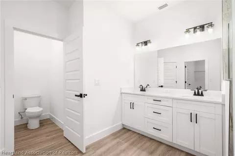 Bath - 5231 Cortez Blvd, Sebring, FL 33872 photo 3 of 6