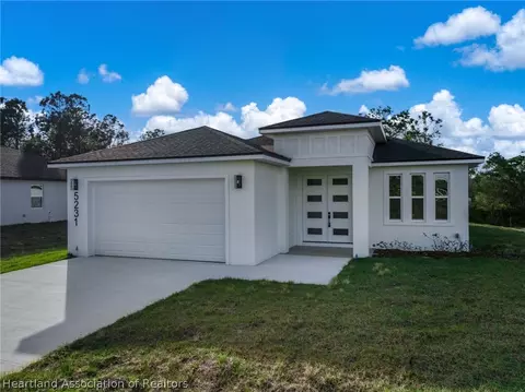 Exterior - 5231 Cortez Blvd, Sebring, FL 33872 photo 2 of 5