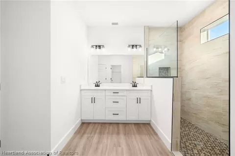Bath - 5231 Cortez Blvd, Sebring, FL 33872 photo 1 of 6