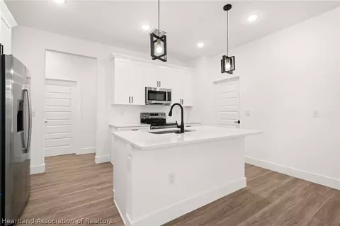 Kitchen - 5231 Cortez Blvd, Sebring, FL 33872 photo 1 of 2
