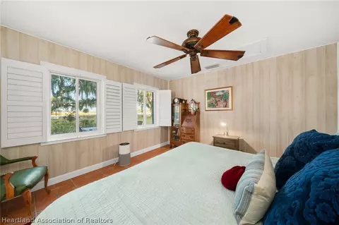Bedroom - 1624 Sentinel Point Rd, Sebring, FL 33875 photo 3 of 4