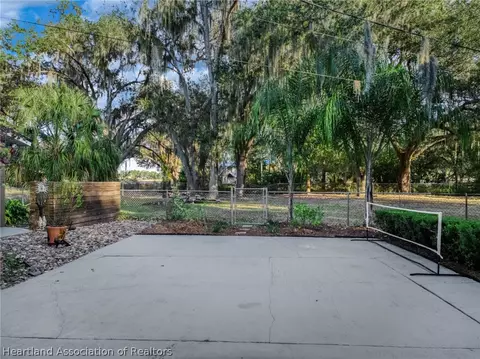 Exterior - 1624 Sentinel Point Rd, Sebring, FL 33875 photo 7 of 10