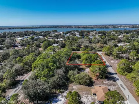 217 Joppa Ave, Lake Placid, FL 33852