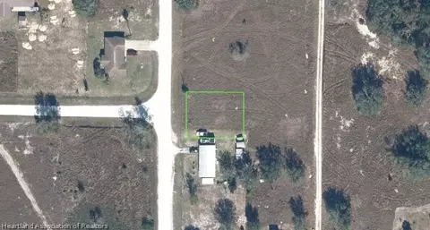 204 N Tarsus Rd, Avon Park, FL 33825