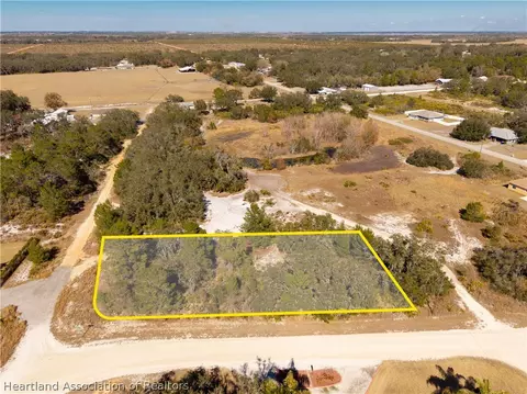 2950 N Lancaster Rd, Avon Park, FL 33825