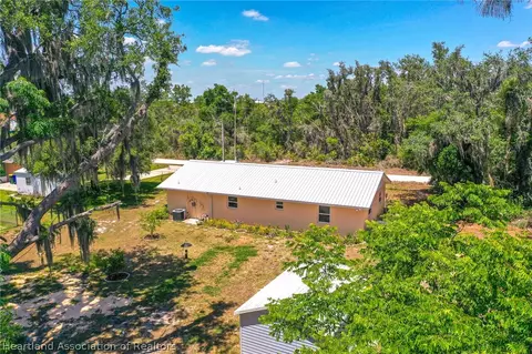 Exterior - 3127 Haddock Dr, Sebring, FL 33870 photo 3 of 5