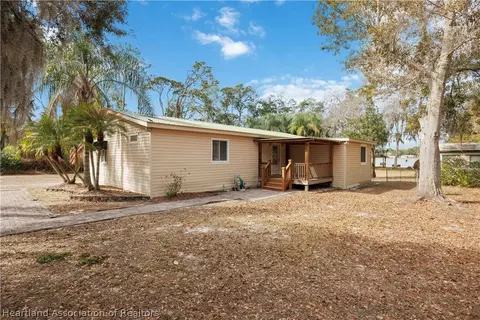 162 Hillside Dr, Lake Placid, FL 33852
