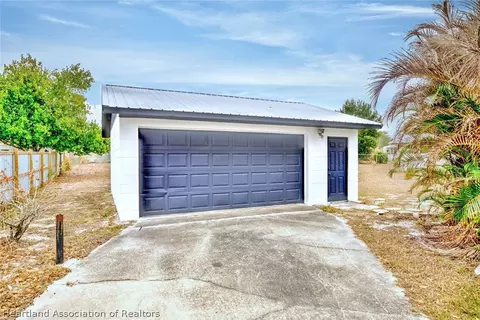 1807 Tayloe Ln, Lake Placid, FL 33852