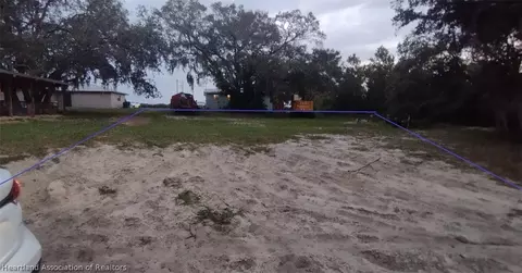 300 N Arnold Rd, Avon Park, FL 33825