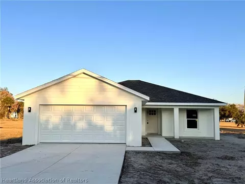 4888 Doyle Parker Ave, Bowling Green, FL 33834