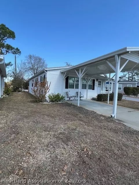 518 Sunbird Sq, Sebring, FL 33872