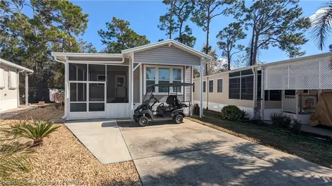 10 Inner Ln, Lake Placid, FL 33852