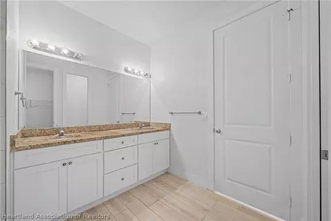 Bath - 5731 Granada Blvd, Sebring, FL 33872 photo 3 of 4