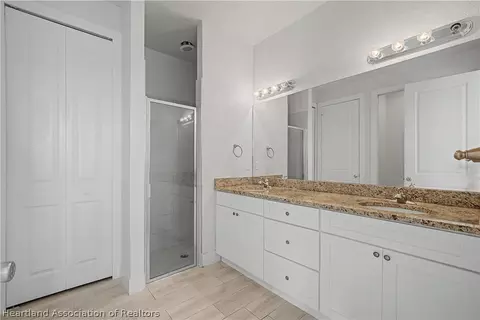 Bath - 5731 Granada Blvd, Sebring, FL 33872 photo 2 of 4