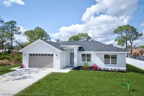 Exterior - 627 Lemans Dr, Sebring, FL 33872 photo 7 of 7