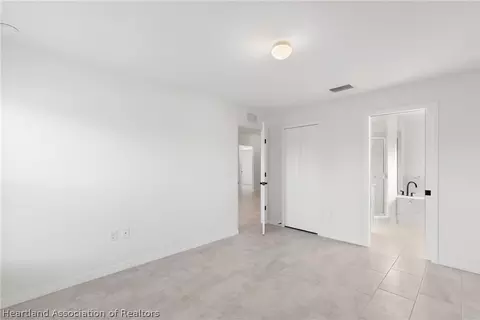 Bedroom - 6151 Monegro St, Sebring, FL 33872 photo 3 of 7