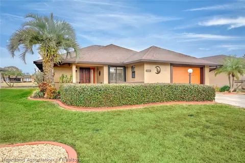 Exterior - 3003 Sugar Pine Cir, Sebring, FL 33872 photo 2 of 10