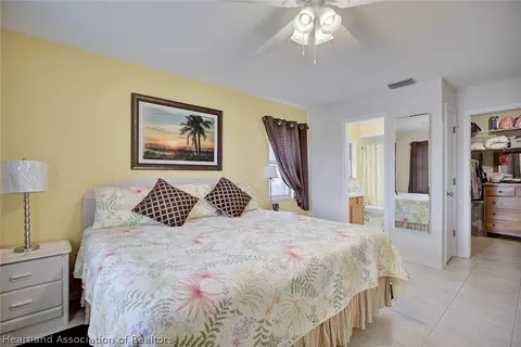Bedroom - 3003 Sugar Pine Cir, Sebring, FL 33872 photo 3 of 6