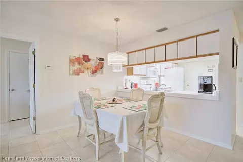 Dining - 3003 Sugar Pine Cir, Sebring, FL 33872 photo 3 of 4