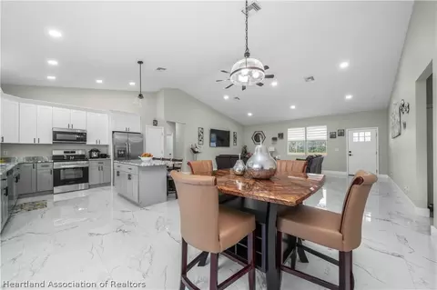 905 Scarab Dr, Sebring, FL 33870 photo 3