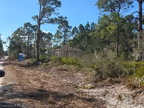 224 Cardinal Ave, Sebring, FL 33870 photo 4